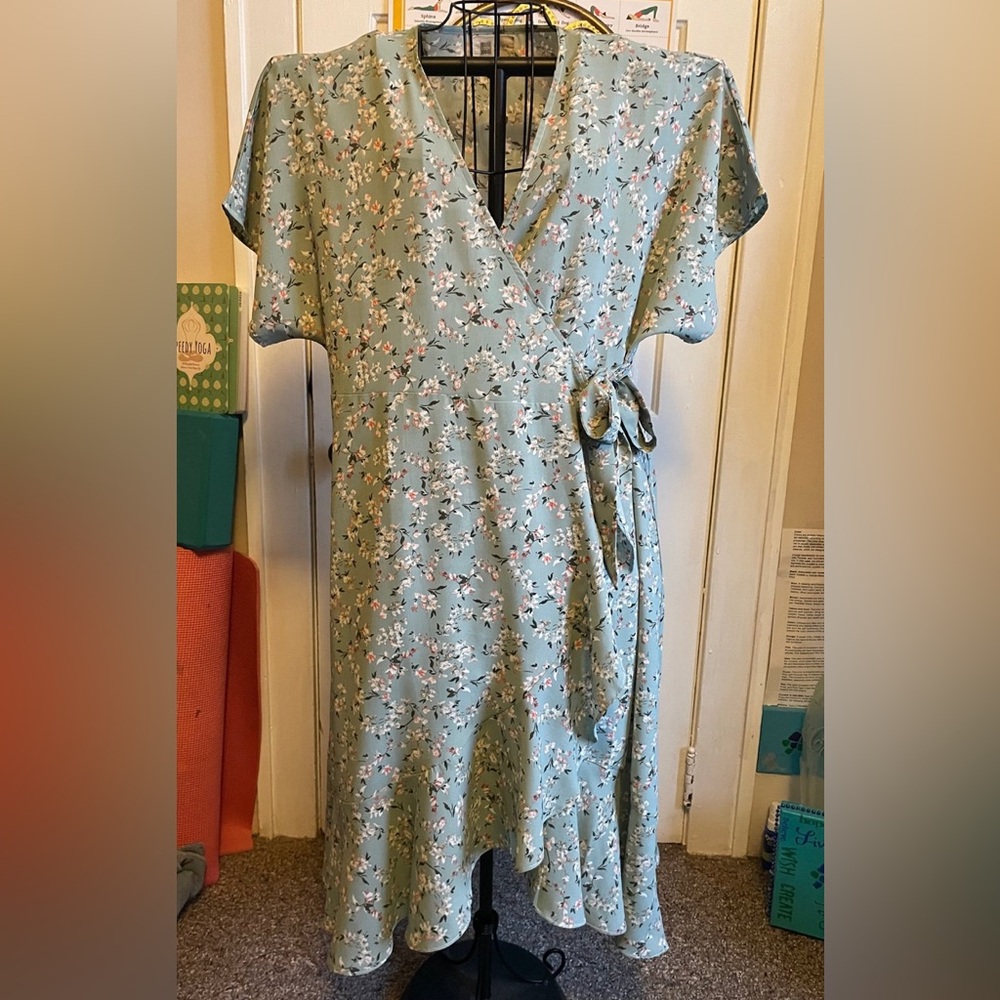 Look by M Wrap Dress one size